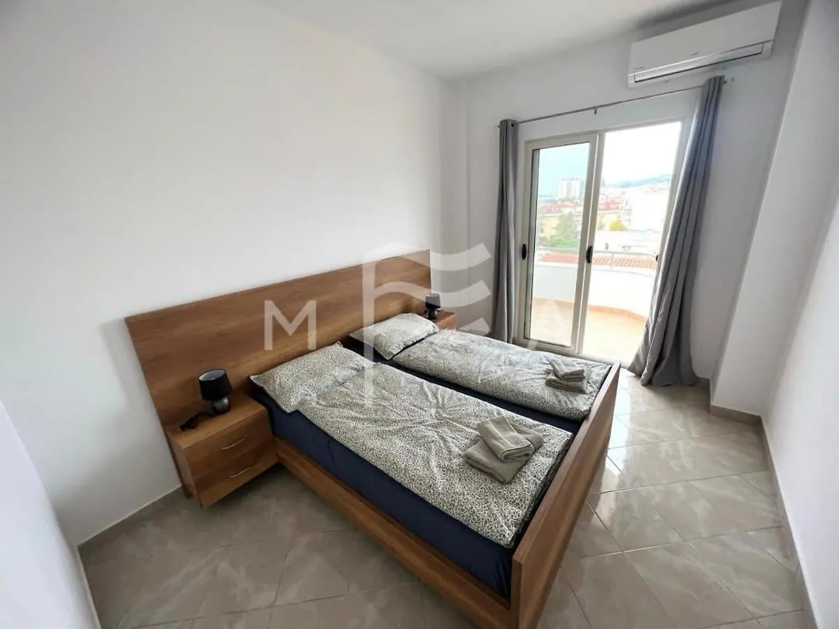Top 2 Bedrooms Apartment 120M2 Golem